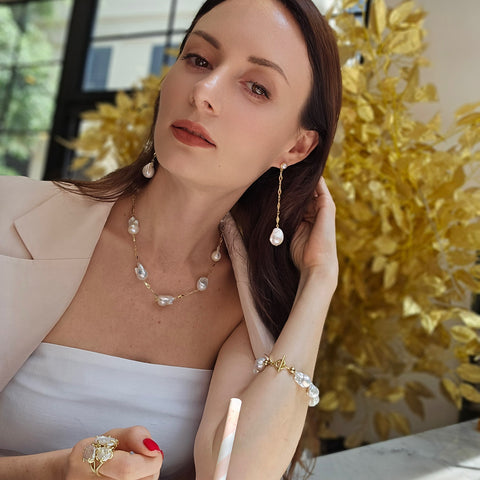 Timeless Natural Baroque Pearls Necklace NN014-1